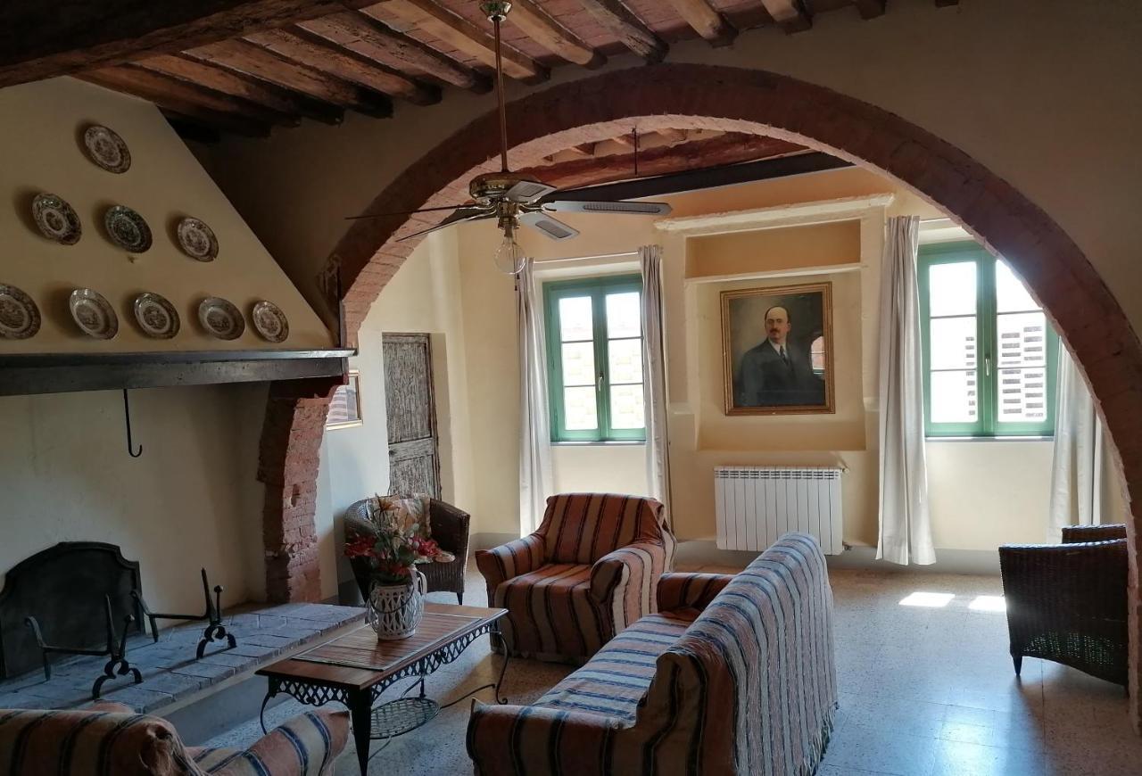 Terricciola Borgo Fajaniゲストハウス エクステリア 写真